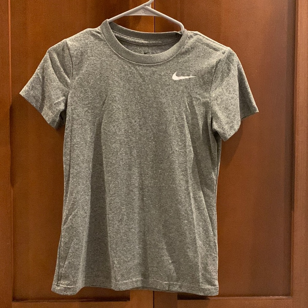 Nike workout top